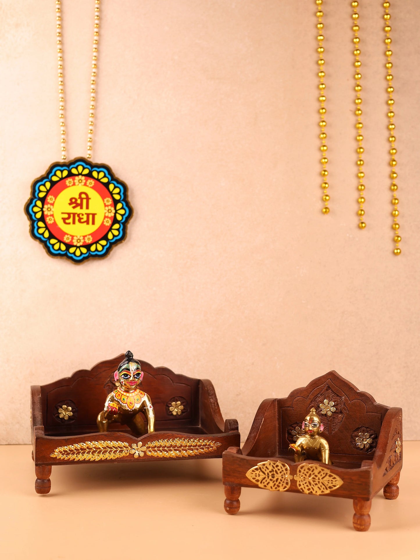 Laddu Gopal Jhula - Devaya