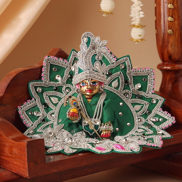 Saawan Sugandh Emerald Green Ladoo Gopal Poshak & Shringar Set