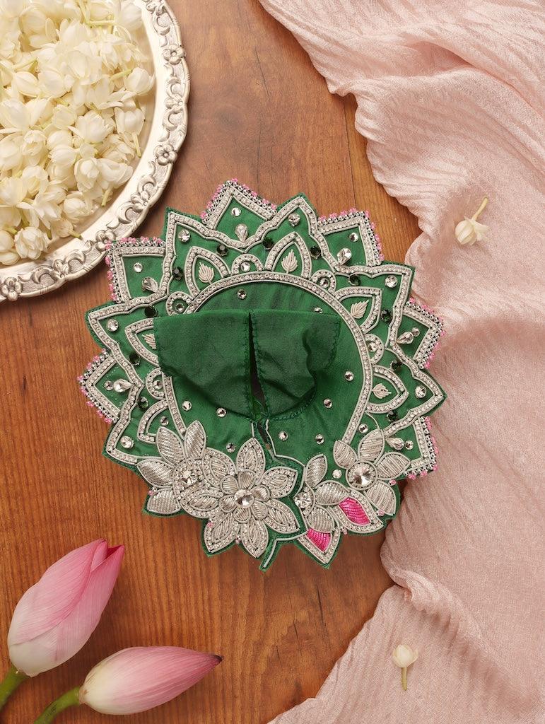 Saawan Sugandh Emerald Green Ladoo Gopal Poshak - Devaya
