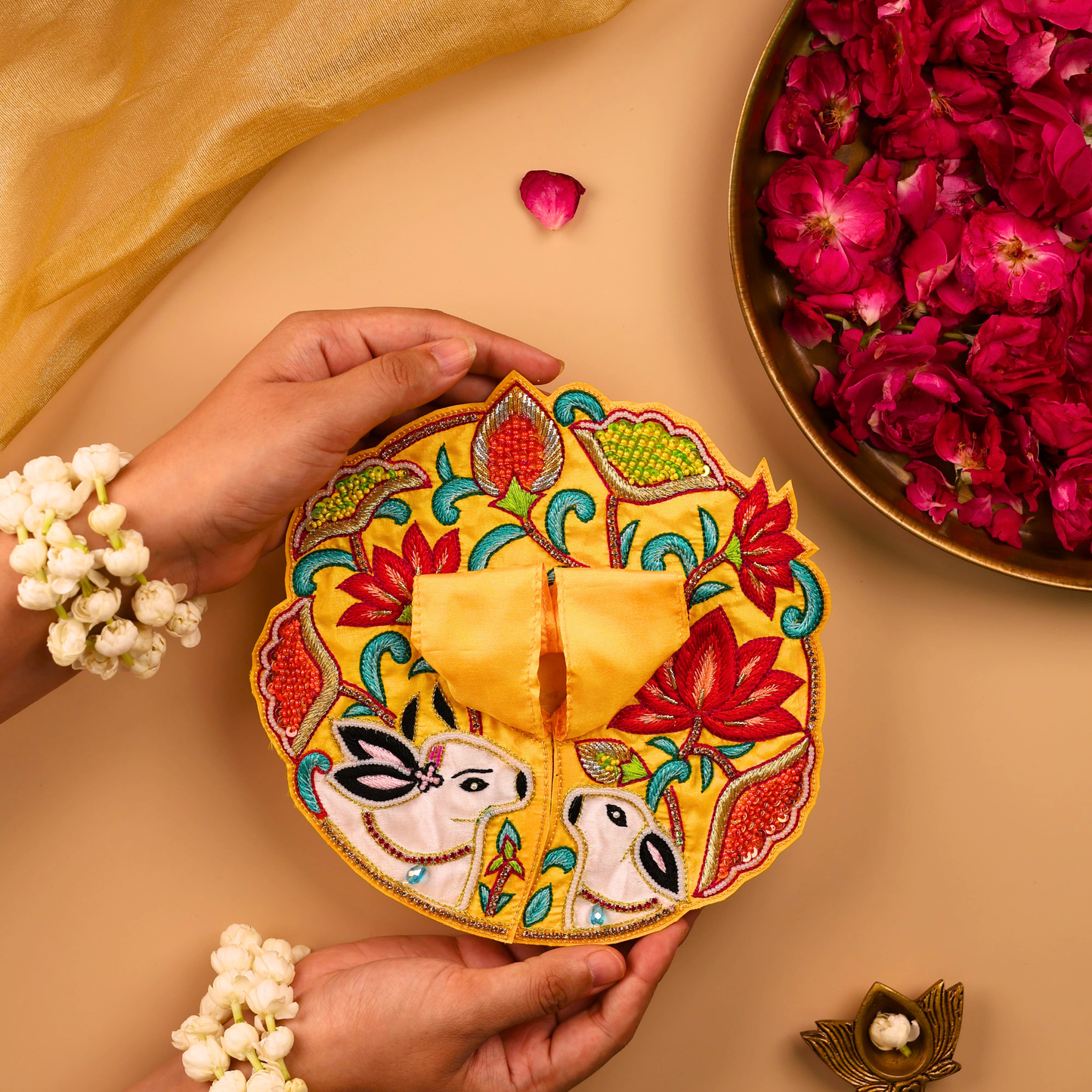 Kamdhenu Yellow Laddu Gopal Poshak