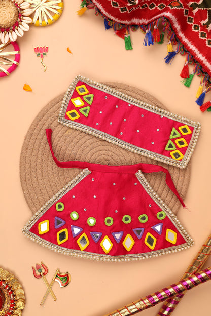 Madhuro Magenta Lehenga Odhni