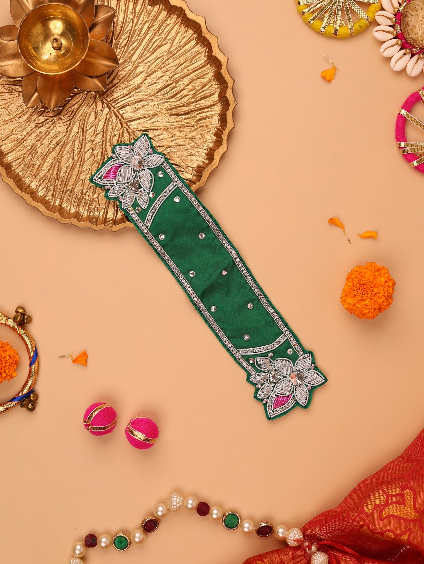 Saawan Sugandh Green Odhni