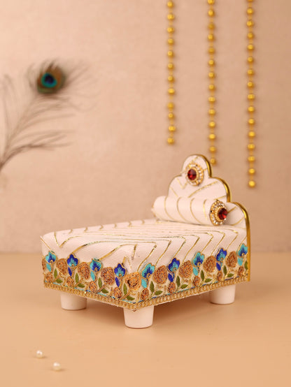 Laddu Gopal Bed