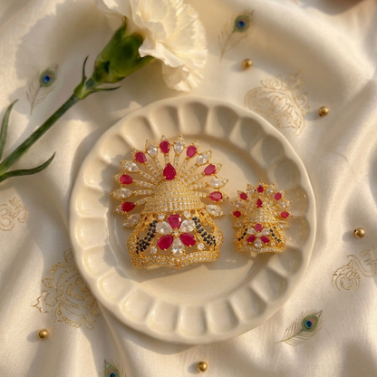 Anar Ras Laddu Gopal Mukut