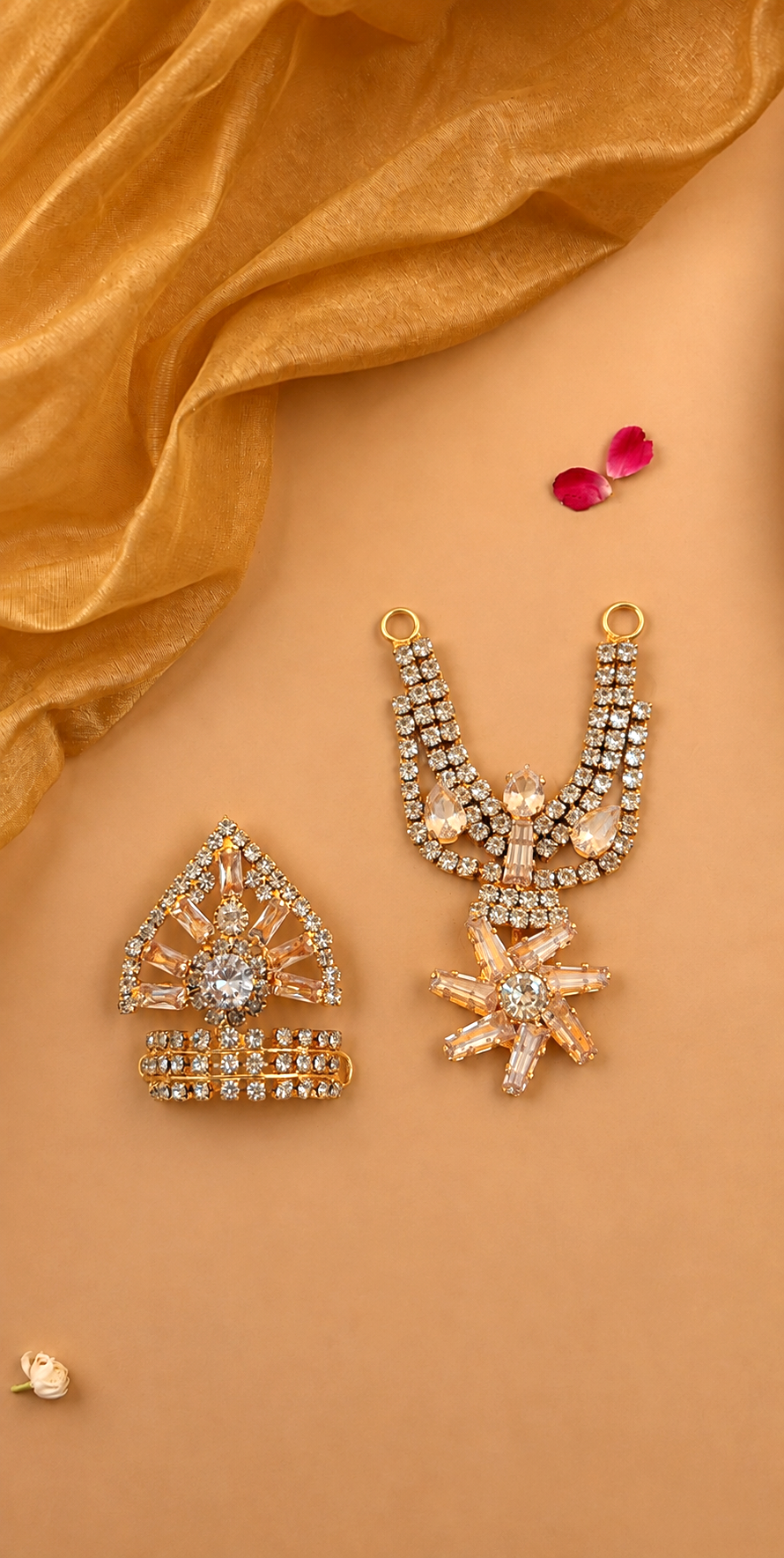 Ratnavi Laddu Gopal Mukut & Mala Set