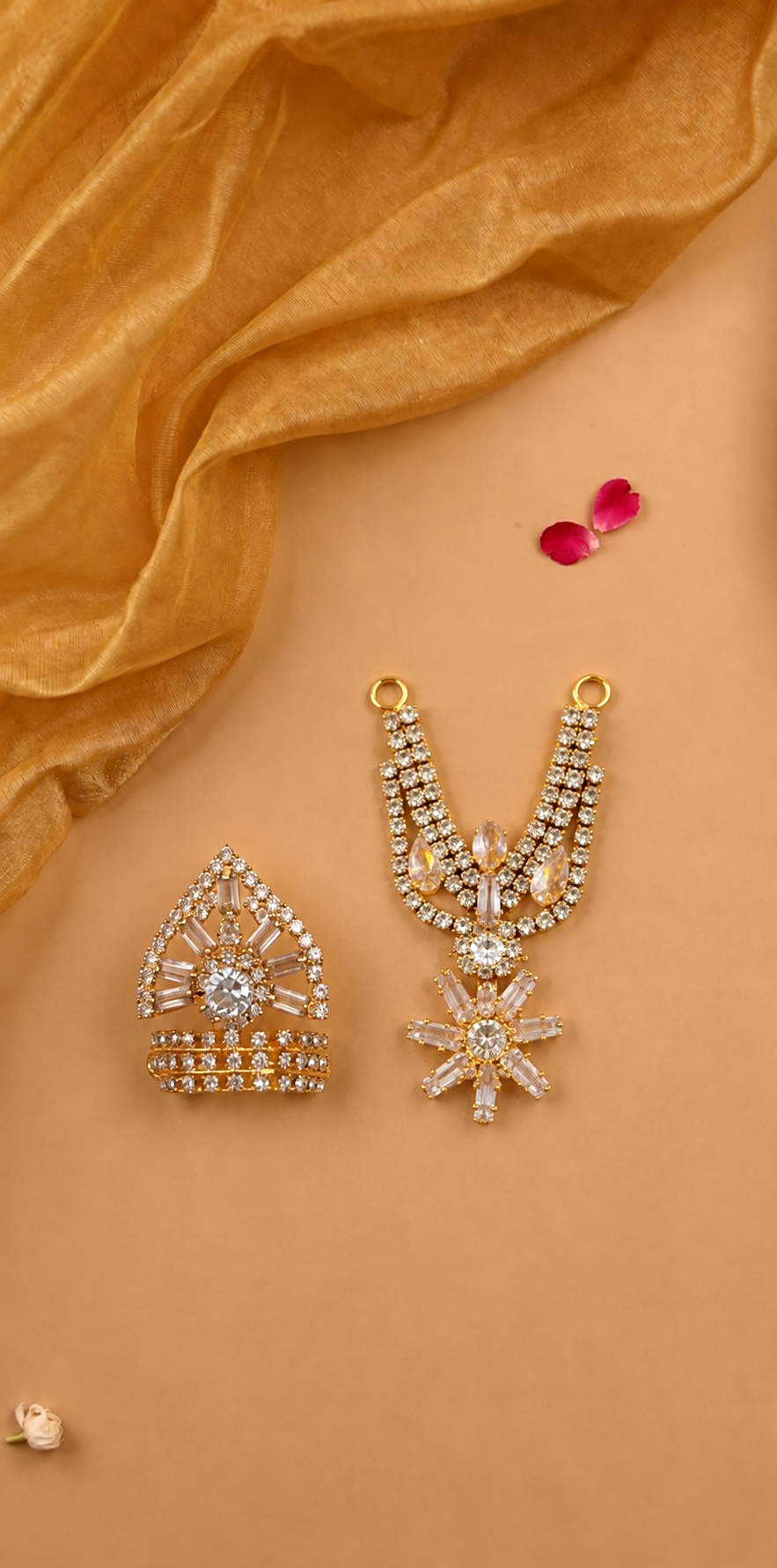 Ratnavi Laddu Gopal Mukut & Mala Set