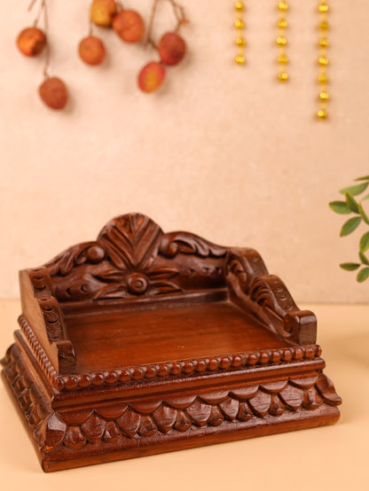 Laddu Gopal Singhasan